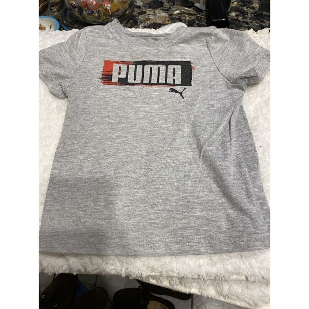 t baby boys PUMA casual gray logo short sleeve t-shirt 24 mos.
